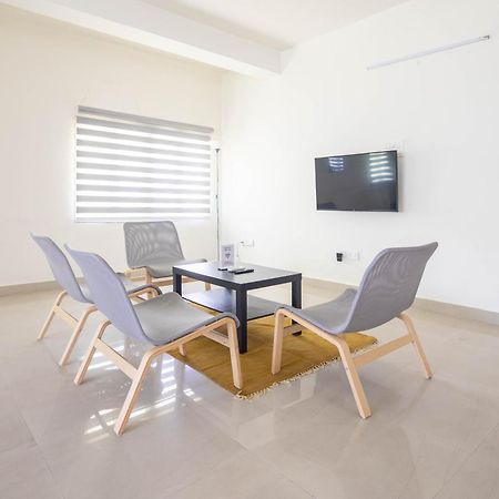 Neemtree Apartments 하이데라바드 외부 사진